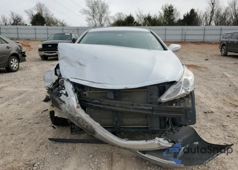 2013 Hyundai Sonata Se z USA, uszkodzony, nr VIN 5NPEC4AC2DH785143